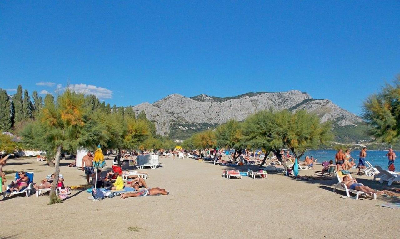 Apartments And Rooms Nikola Omiš Екстериор снимка