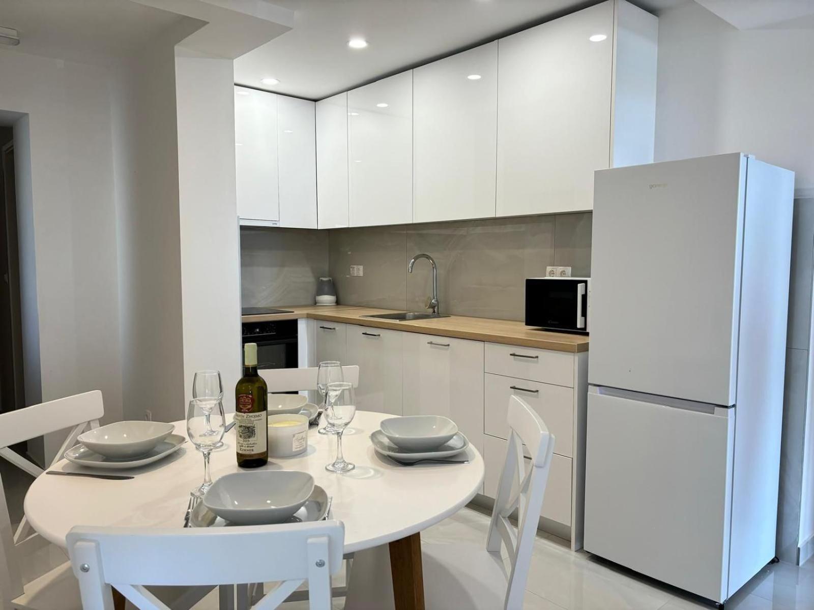 Apartments And Rooms Nikola Omiš Екстериор снимка